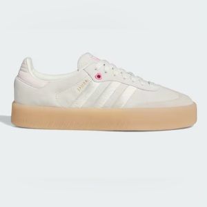 Worn handful of times, can ship w/box Adidas Sambae in Ivory